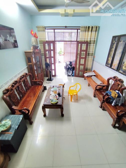 HẺM Xe Hơi  THOẠI NGỌC HẦU. P. phú Thạnh .Quận Tân PHÚ -66m2- 3 Tầng -7,2 TỶ TL - 1