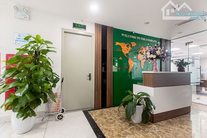 Sang nhượng Văn phòng Phố Huế- 270m2-95tr - 1