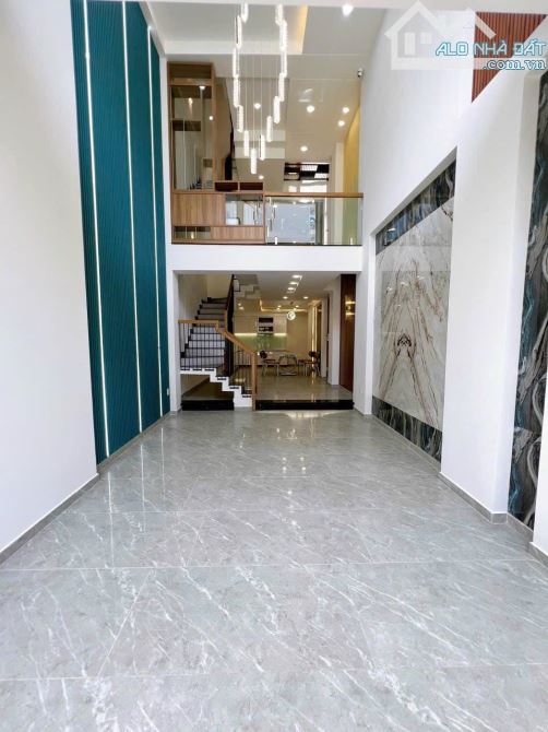 NHÀ XÂY MỚI 2025-  5 TẦNG - HẺM XE TẢI THÔNG -  ÔTÔ NGỦ TRONG NHÀ - LINH ĐÔNG, THỦ ĐỨC - 1