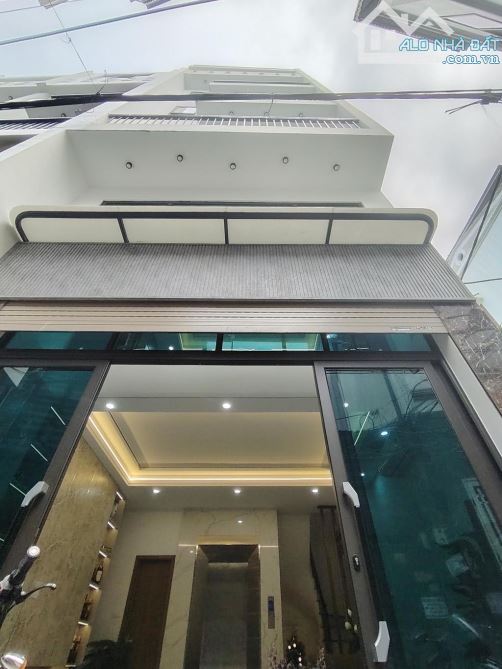 NHÀ ĐẸP BỒ ĐỀ,LÔ GÓC,7 TẦNG THANG MÁY,NGÕ Ô TÔ VF3,FULL NỘI THẤT XỊN, Giá cực tốt dầu tư. - 1