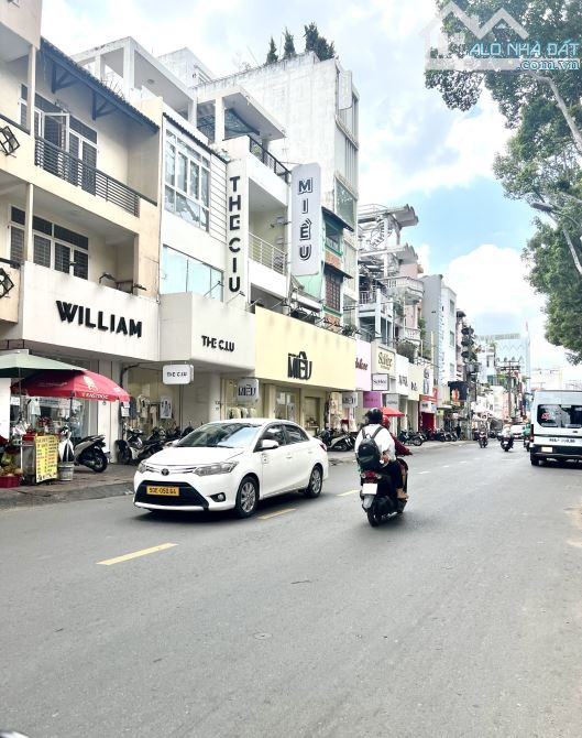 Bán nhà hẻm xe hơi Quận 3, Trần Quang Diệu, vị trí KD, 3 Tầng, 54m2, gần mặt tiền, 7.5 Tỷ - 1