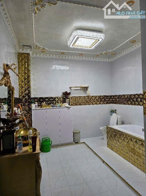 🏢 BÁN TÒA NHÀ MẶT PHỐ VIEW HỒ HOÀNG CẦU - 6 TẦNG THANG MÁY - BA ĐÌNH - 55m2x6T - 1