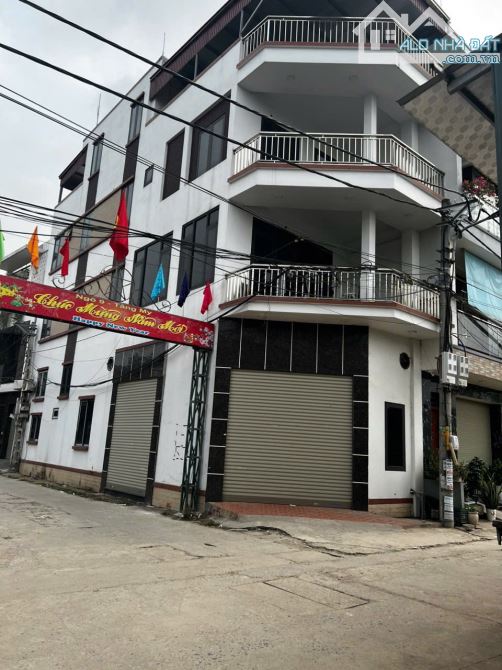 LÔ GÓC SẴN NHÀ 3 TẦNG TẰNG MY NAM HỒNG ĐÔNG ANH - 1