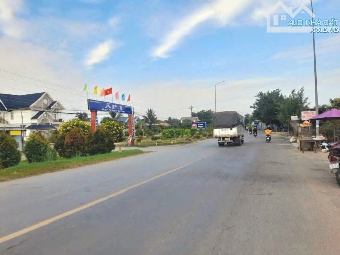 Siêu Phẩm, 1000m2 đất có 200m2 thổ cư View Kênh chỉ 1.55 tỷ - 1