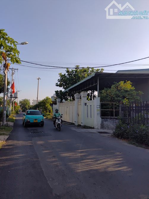 BÁN XƯỞNG MẶT TIỀN ĐOÀN NGUYỄN TUẤN –  873M² – THỔ CƯ –  CHỢ BÌNH CHÁNH CHI:25tr.m2 - 1