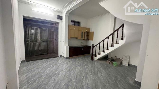 BÁN NHÀ THỤY KHUÊ 52M2X4 TẦNG , 170TR/M2 , SIÊU HIẾM , MẶT NGÕ THÔNG - 8.8 tỷ - 1