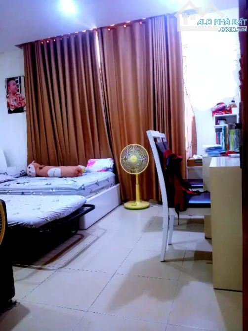 Mặt Tiền Cộng Hòa, Phường 13, Tân Bình - 143m, ngang 7.3 - 45 Tỷ TL - 1