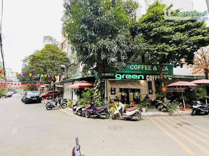 TRUNG KÍNH (LỚN) DT 81M x 5 TẦNG_CÁCH MẶT PHỐ 5M_VỈA HÈ RỘNG_Ô TÔ TRÁNH_2 MẶT NGÕ.32 TỶ - 1