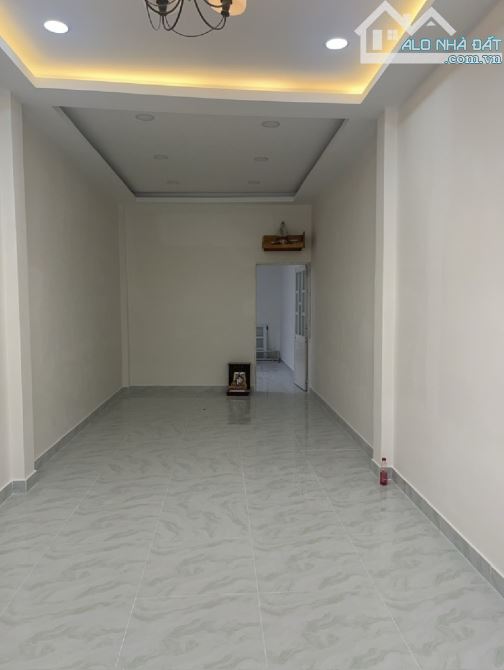 Cần bán, vị trí siêu đẹp, HẺM ÔTÔ, PHAN VĂN HỚN, Q12, dt: 52,5M2, chỉ nhỉnh 4 tỷ. - 1