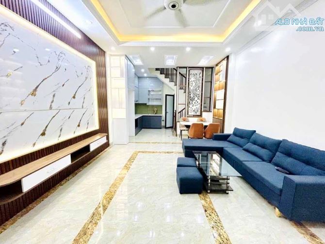 BÁN NHÀ LẠC LONG QUÂN- TÂY HỒ- 5 TẦNG MỚI ĐẸP Ở NGAY- TẦNG 1 PHÒNG KHÉP KÍN- 40M  HƠN 7 TỶ - 1