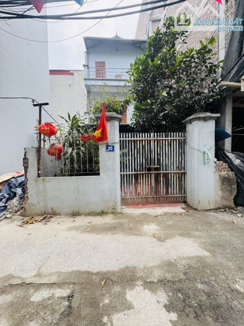 chỉ 106tr/m2 bán nhà gần đường Tây Thăng Long, ngõ ô tô vào nhà, sổ nở hậu - 1