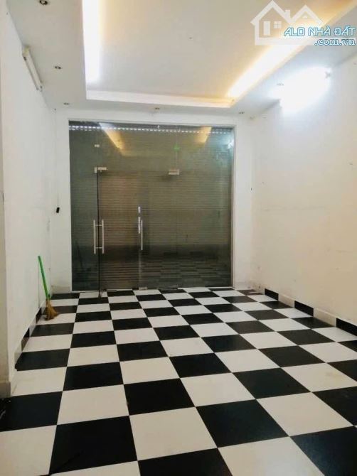 GẤP GẤP GẤP ĐÔNG CÁC NHÀ ĐẸP SIÊU VIP .CHỦ NHÀ CẦN BÁN GẤP ĐỂ CHIA TÀI SẢN CHO CÁC CON - 1