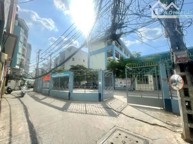 Bán Nhà Hẻm 3m Cách Mạng Tháng Tám, P.13, (Quận 10) 2x3.5, 20m², trệt 2 tầng - 1