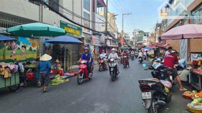 Nhà mặt tiền nhựa kề Nguyễn Ảnh Thủ, Hóc môn, 8x25m, cho thuê 35tr - 1