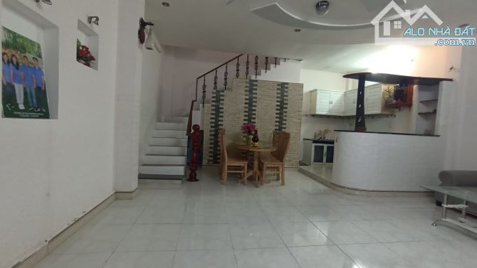 CHỦ CẦN BÁN RẤT GẤP ĐƯỜNG 7,5M HẢI CHÂU, NGANG 5M - 1