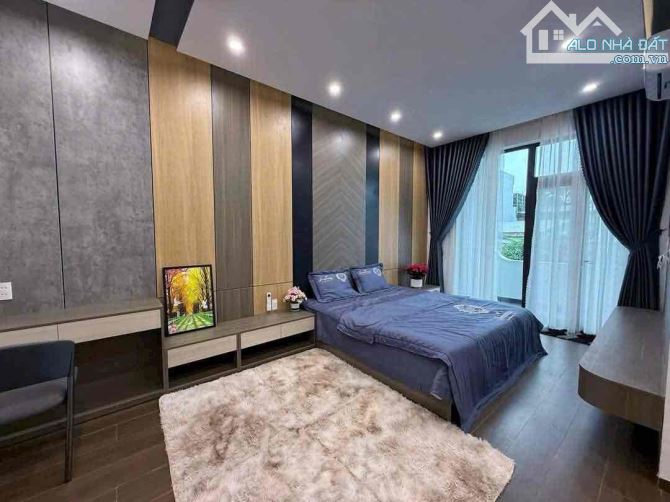 Cc cần bán gấp nhà 3 tầng MT KD VIP đường Hoà Mình 14, giá chỉ nhỉnh 5 tỷ. - 1