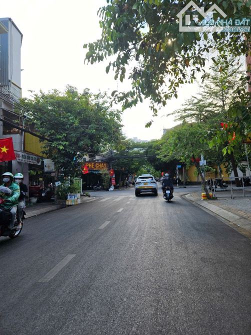 Bán nhà Mặt Tiền đường 79 cách lotte 100m DT:8x22 nhà 1lau giá ;29,2 tỷ thương lượng - 1