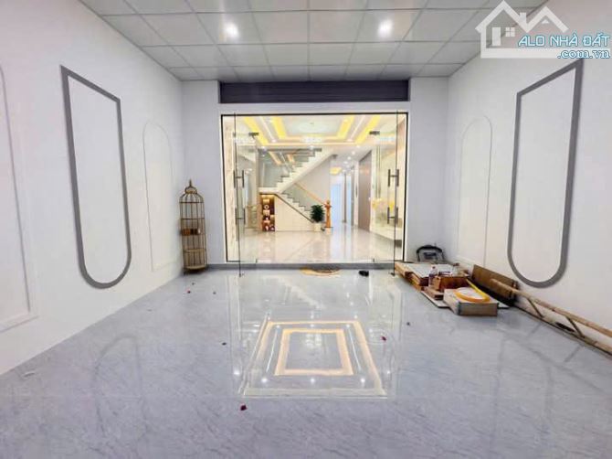 NHÀ ĐẸP CHỦ CẦN BÁN GIÁ TỐT CHỈ 899 TRIỆU TẠI HÓC MÔN 6MX21M - 1