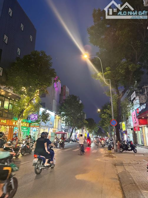 Đáo hạn cần bán GẤP nhà  522  Lê Văn Sỹ, phường 14, Quận 3- CN 93m2 - 1