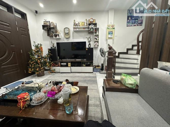 Bán nhà Phương Canh Nam Từ Liêm. DT 31/61m2, 5 tầng, ô tô ngay mặt phố. Giá 6.95 tỷ - 1