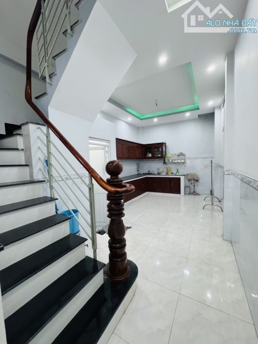NGAY CHỢ BÌNH TRỊ ĐÔNG TÊN LỬA - ĐƯỜNG 6M THÔNG TIỆN GIÁ HƠN 4 TỶ GẤP BÁN - 1