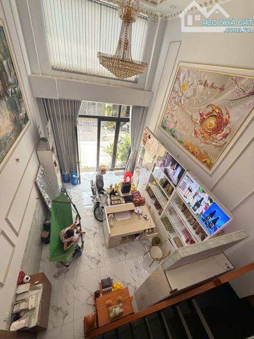 Bán nhà mới- đẹp 5 tầng HXH thông ngay chợ Gò Xoài, 48m² - giáp Tân Phú chỉ nhỉnh 6 tỷ - 1