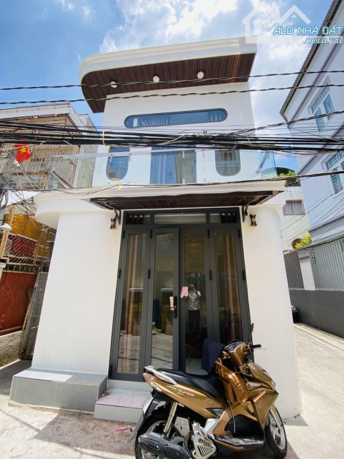 HUỲNH TẤN PHÁT NHỈNH 3 TỶ – NHÀ ĐẸP Ở NGAY, HẺM 3,5M – CÁCH HXH CHỈ 10M – TRUNG TÂM Q.7 - 1