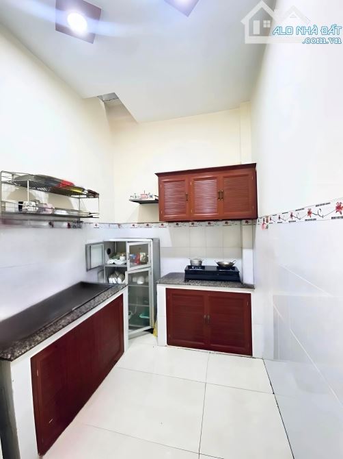 HẺM XE TẢI Thông ĐƯỜNG SỐ TÂN KỲ TÂN QUÝ 2 Tầng 5M17M NỞ HẬU TÀI LỘC 7M Chỉ 7.65 TỶ - 1