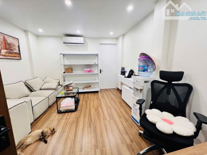 Bán gấp nhà riêng phố Xã Đàn 54m 7Tg MT 4,0m hơn 16,8 tỷ ôtô Kinh Doanh thang máy. - 1