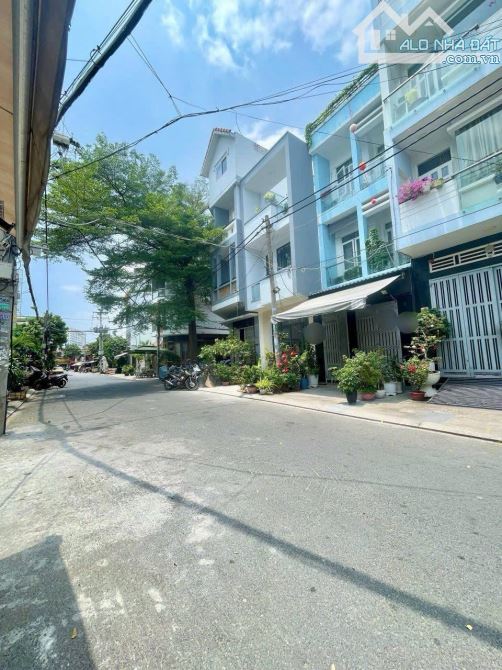 Bán nhà hẻm 52 Thoại Ngọc Hầu, phường Phú Thạnh, quận Tân Phú dt 4x20m 1 lầu giá 9 tỷ - 1