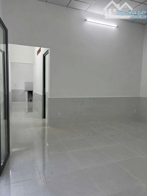 Bán nhà góc 2 mặt tiền đường 102 Tăng Nhơn Phú A. 5 x 18 = 90m2 - 1