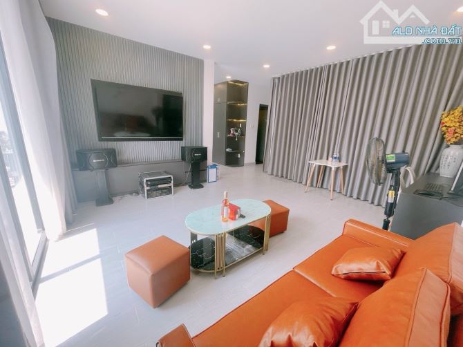 BÁN NHÀ HXH 8M ĐƯỜNG PHAN VĂN TRỊ P11 Q.BT 4 TẦNG 6X14M VỊ TRÍ KINH DOANH CHỈ 11.x TỶ TL - 1