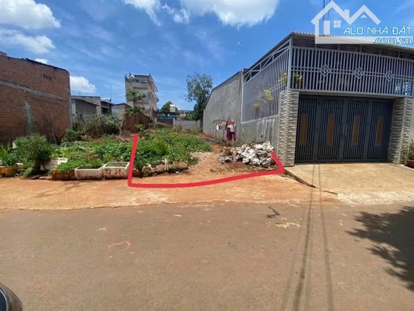 đất đẹp hẻm đường nhựa Nguyễn Chí Thanh đối diện dự án Ecocity - 1