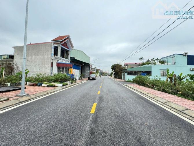250m2 ngang 10m tuyến 3 Bãi huyện, Vân Tra giá chỉ 2xtr/m  LH em M - 1