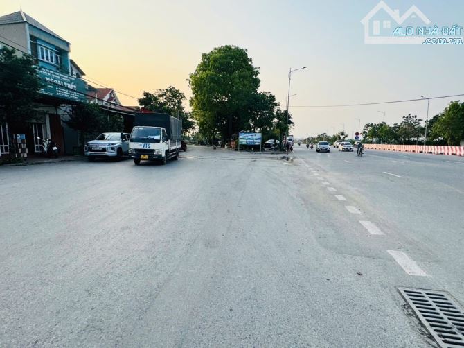 BÁN 88M TRỤC KINH DOANH MẶT ĐƯỜNG 23 KINH DOANH SẦM UẤT - 1