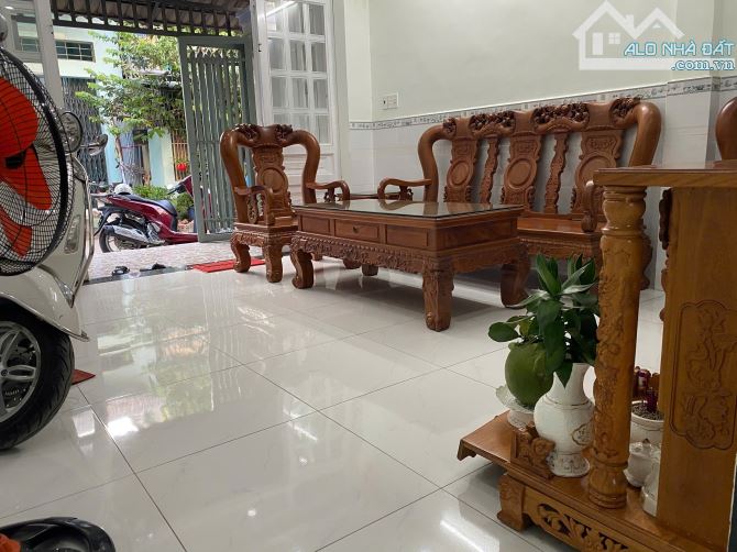 BÁN NHÀ 4X14 - ĐÚC 1 LẦU - HẺM XE HƠI - ĐƯỜNG CÂY CÁM - BÌNH TÂN - 1
