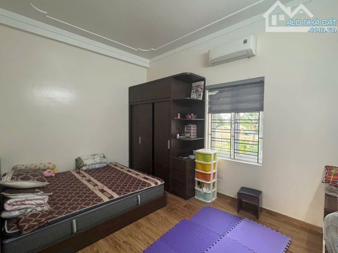 Bán căn villa sân cổng mặt ngõ thông đẹp nhất Cống Mỹ - Nam Sơn giá 4,5 tỷ - 160m2 Nhà xây - 1