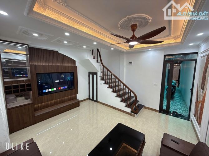 BÁN NHÀ 83B TÂN TRIỀU 35M2 5 TẦNG MT5 -Ô TÔ VÀO NHÀ Ở LUÔN - 1