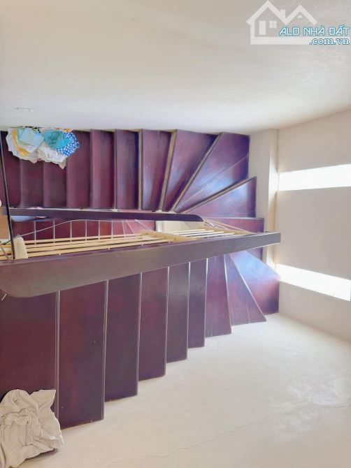 Giáp Đại Sứ Quán, Xuân La Xuân Đỉnh - Tây Hồ, 51M2×5 Tầng, 4M MT, Gần 11 Tỷ - 1