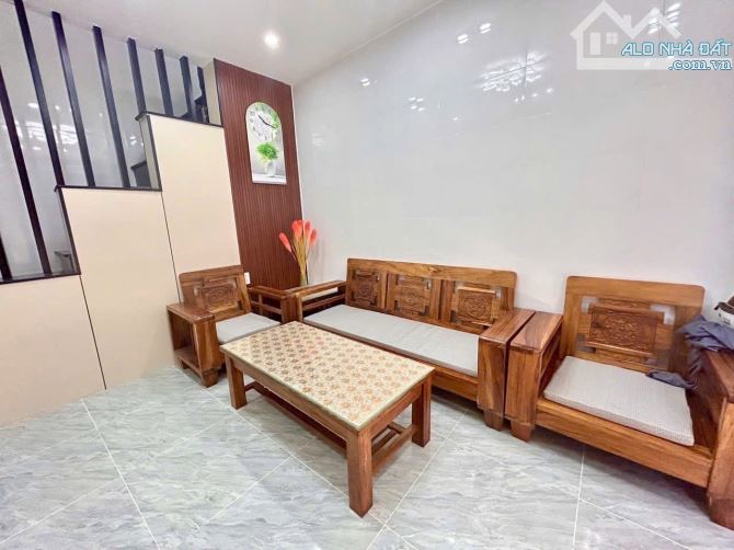 Nhà 2 tầng đẹp full nội thất Trần Cao Vân chỉ nhỉnh 2tỷ - 1