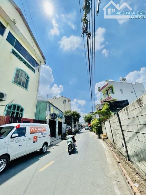 Bán nhà cc tự xây, 120m2, ôtô ngủ trong nhà, chỉ 6.5 tỷ, cạnh kdl Suối Tiên, Tp.Thủ Đức - 1