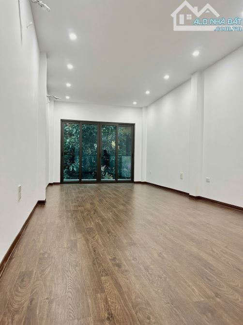 Cần bán gấp siêu phẩm Xuân Đỉnh 48m2, 6T thang máy, ô tô, gần phố - 1
