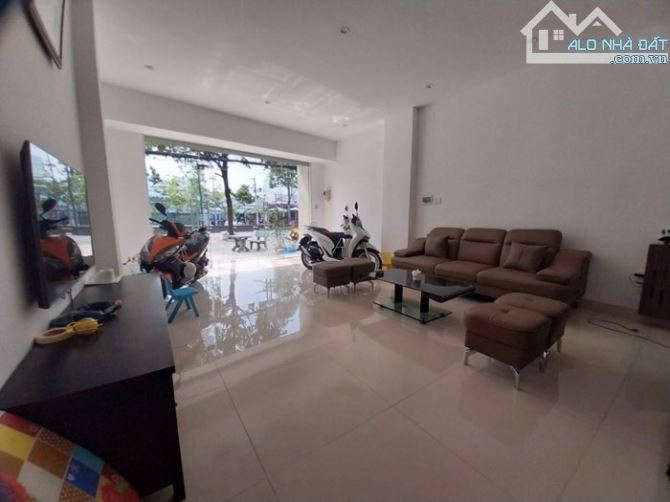 Nhà Mặt Tiền 4Tầng,LÊ THỊ RIÊNG,Dòng Tiền 25tr/th,(5x17m) Giá 13.99 tỷ - 1