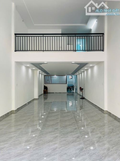 Nhà 2 Tầng MẶT TIỀN SÁT CHỢ THỚI AN,(5MX26M) Trần Thị Cờ Quận 12 - 1