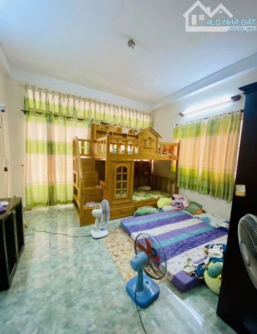THÍCH QUẢNG ĐỨC - HẺM Ô TÔ THÔNG - NGANG 5M HIẾM - 3 TẦNG - 62M2 - 11 TỶ - 1