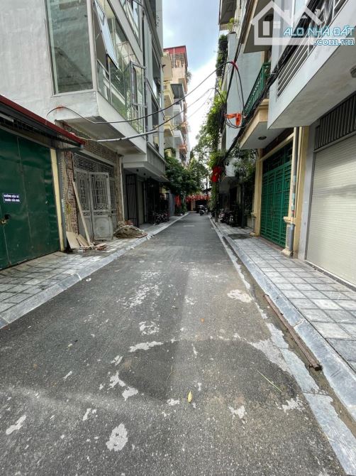 BÁN TÒA CHDV BA ĐÌNH. NHÀ ĐẸP 70M,7T , DÒNG TIỀN 110tr/ THÁNG, GIÁ 31 TỶ. - 12