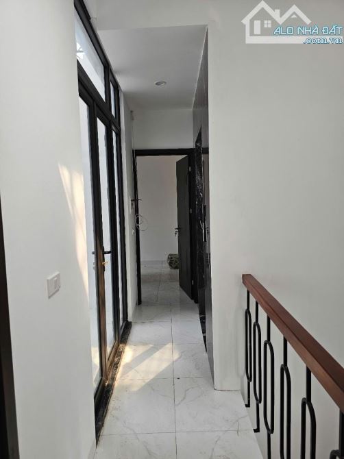 CHÍNH CHỦ BÁN NHÀ MẶT NGÕ PHỐ TRẦN CUNG DT 61, Mt 7, 6 Tầng Giá 13 t tỷ - 12