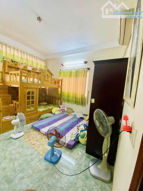 THÍCH QUẢNG ĐỨC - HẺM Ô TÔ THÔNG - NGANG 5M HIẾM - 3 TẦNG - 62M2 - 11 TỶ - 12