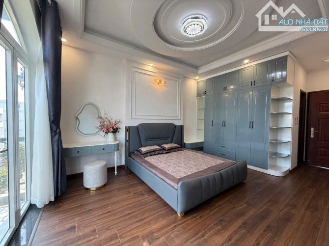 Bán nhà mặt tiền đường số  43 Bình Thuận Q7, Dt 4x 20 m. gồm 4 lầu Giá 17,5 tỷ - 13