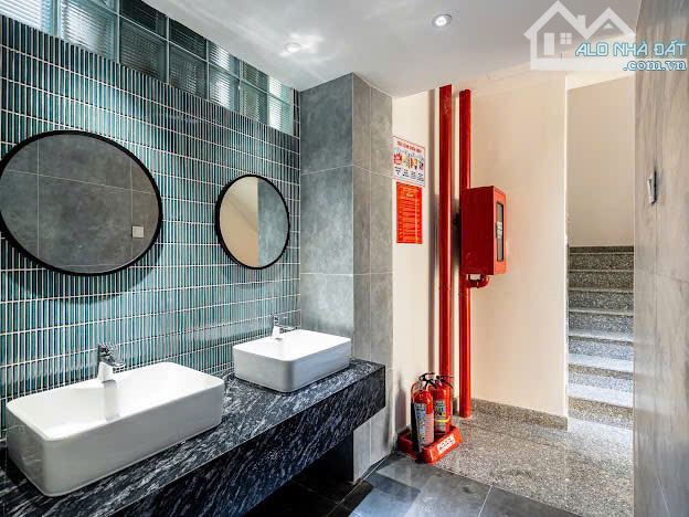 Bán Tòa Nhà VP Đào Duy Anh P.5 Q.PN 12,5 x 11,5m Cn 120m2 7Tầng HĐT 110tr/th Giá 37tỷ - 14